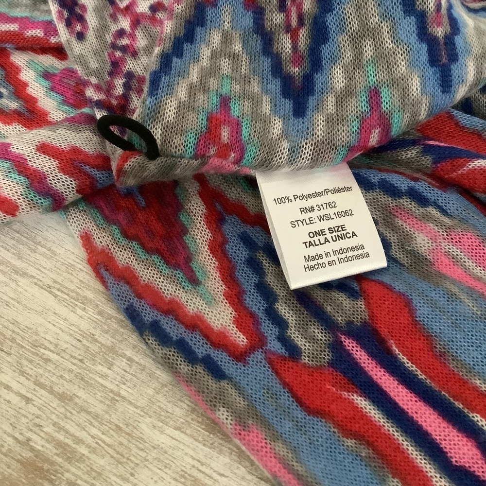 Multi-Colored Chevron Pattern Infinity Scarf - Picture 3 of 5